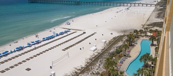 * * * L @@ K !!! Precioso NUEVO listado - Condominio frente al mar en Calypso Resort! * * *