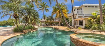 Serenity Bay Estate-FL Keys Best Kept Secret! Beautiful, Quiet, Tropical Pardise