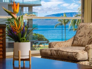 Interior - Oceanfront Views Above Dukes - Wrap Around Lanai - Outdoor Kitchen 🌺 Honua Kai H351 (Lahaina)