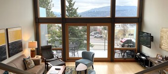 AMAZING VIEWS from this beautiful modern townhome in downtown Hood River!
