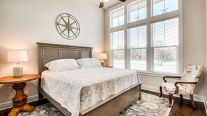 3 quartos, Wi-Fi de cortesia, roupa de cama