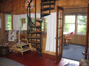 Interior - Relax & Recharge! Tranquil Family-Owned, Sebago Lake Area, Pets free (Naples)