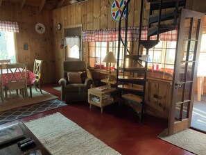 Interior - Relax & Recharge! Tranquil Family-Owned, Sebago Lake Area, Pets free (Naples)