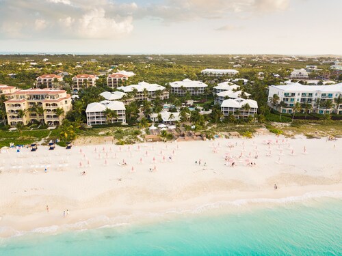 Updated Stunning Ocean Club Plaza luxury family spacious top floor apartment 