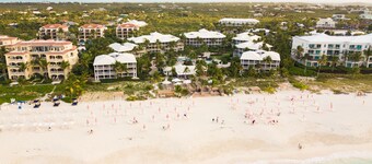 Updated Stunning Ocean Club Plaza luxury family spacious top floor apartment