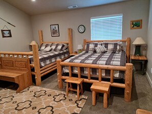 12 bedrooms, desk, travel cot, free WiFi