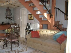 TV, fireplace, DVD player