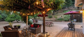 The St. Helena House