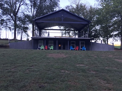 Cumberland River Cabin Rental 