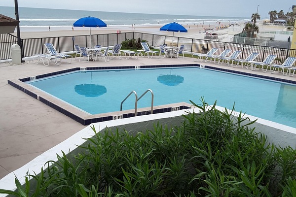 Ocean front HEATED pool!