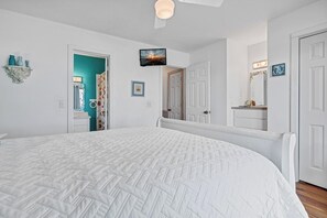 4 chambres, fer et planche à repasser, accès Internet