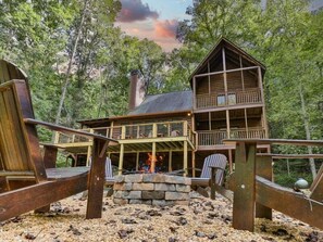 Property grounds - Rockin' River - 5 BR - 3 BA - Waterfront Home - (Ellijay)