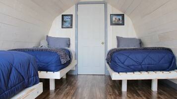 1 quarto, berço de viagem, Wi-Fi de cortesia, roupa de cama
