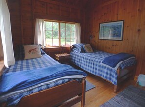 3 bedrooms, WiFi, bed sheets