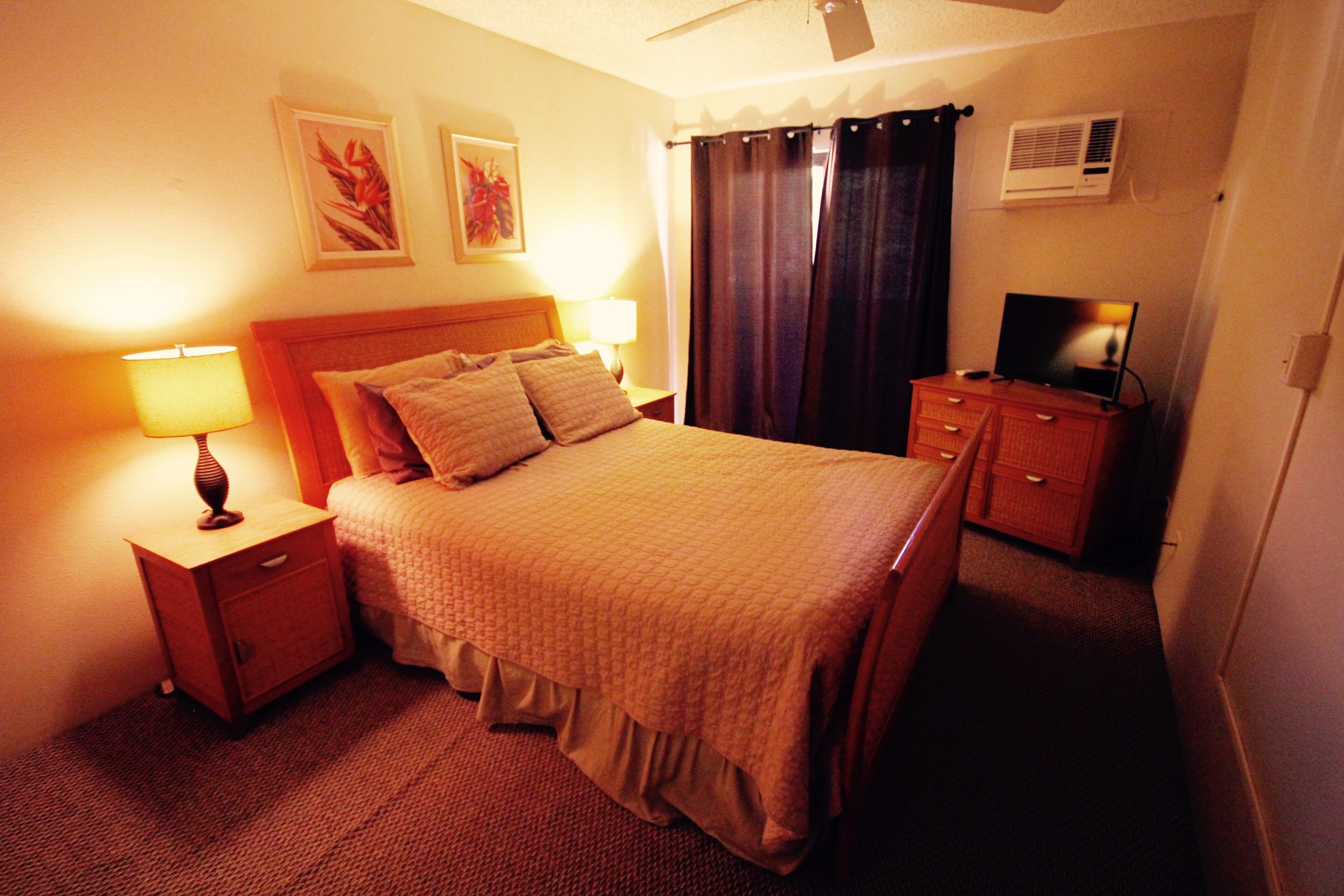 3 bedrooms, iron/ironing board, travel crib, free WiFi