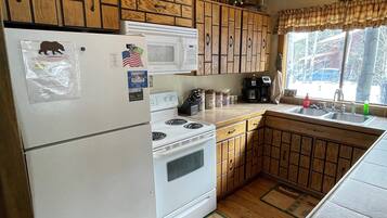 Køleskab, mikrobølgeovn, ovn, opvaskemaskine