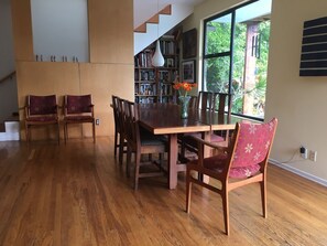 تناول الطعام