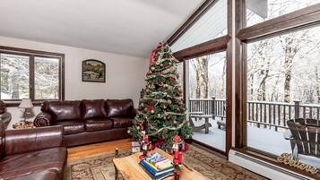 Smart TV, fireplace, video games, table football