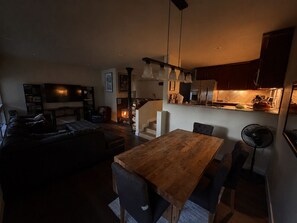 Interior - Family Friendly, Best Value Vail Getaway on Bus Route -  On-site Grocer! (Vail)