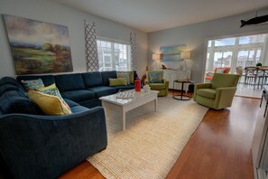 Smart-TV, videospill, DVD-spiller og fotballspill