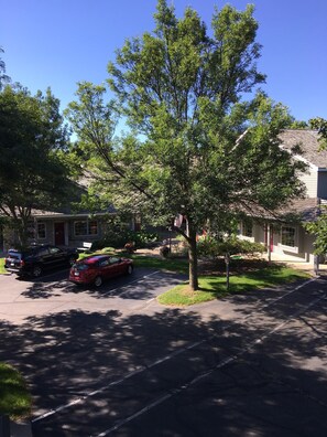 Exterior - Walking distance to downtown Fish Creek and Minutes From Peninsula State Park! (Fish Creek)