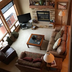 TV, fireplace, DVD player, stereo