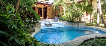 BEACHSIDE Paradise: Surf Panga Drops and Colorados