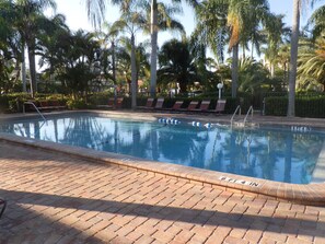 Outdoor pool, a heated pool - Siesta Key private beach access (Sarasota)
