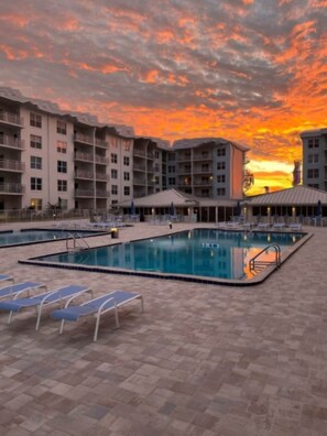 Outdoor pool, a heated pool