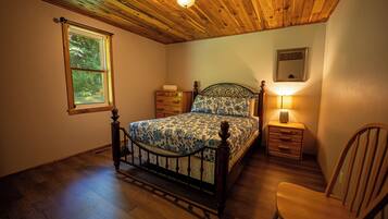 3 makuuhuonetta, ilmainen Wi-Fi, vuodevaatteet