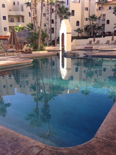  Ocean & Arch View Penthouse With A 2 Min Walk To The Beach