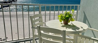 Save 10% Last min & Week! Gulf Front, Panoramic Views, Beach Supplies, Pool!