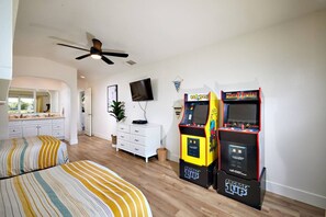 3 bedrooms, iron/ironing board, travel crib, free WiFi
