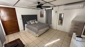 5 Schlafzimmer, WLAN, Bettwäsche