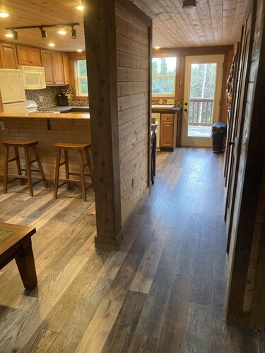 DISCOUNT for monthly rentals Sept.-May! Great fishing nearby Borders Refuge!