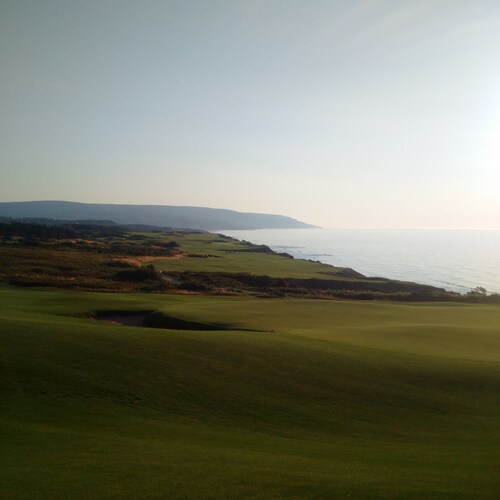 MacEachern 19th Hole Celtic House