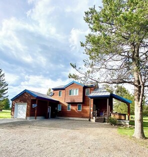 Exterior - Park Place - 20 Miles to YNP ~ Hot Tub ~ Wi-Fi ~ Fire Pit (Island Park)
