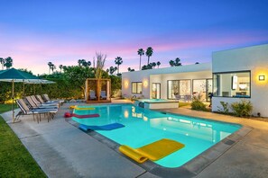 Outdoor pool - NEW! Private Wellness Resort! Pool, Spa, Cold Plunge & Cabanas Indian Canyons PS (Palm Springs)