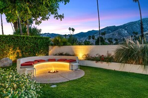 Terrace/patio - NEW! Private Wellness Resort! Pool, Spa, Cold Plunge & Cabanas Indian Canyons PS (Palm Springs)