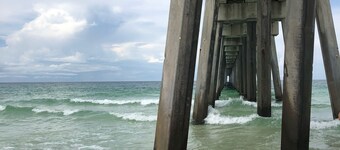 Nyrenovert! Fantastisk utsikt over havet fra hvert rom!