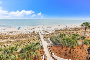 Beach - 1406 Villamare ~ Beautifully Updated, Direct Ocean Front Villa! (Hilton Head Island)