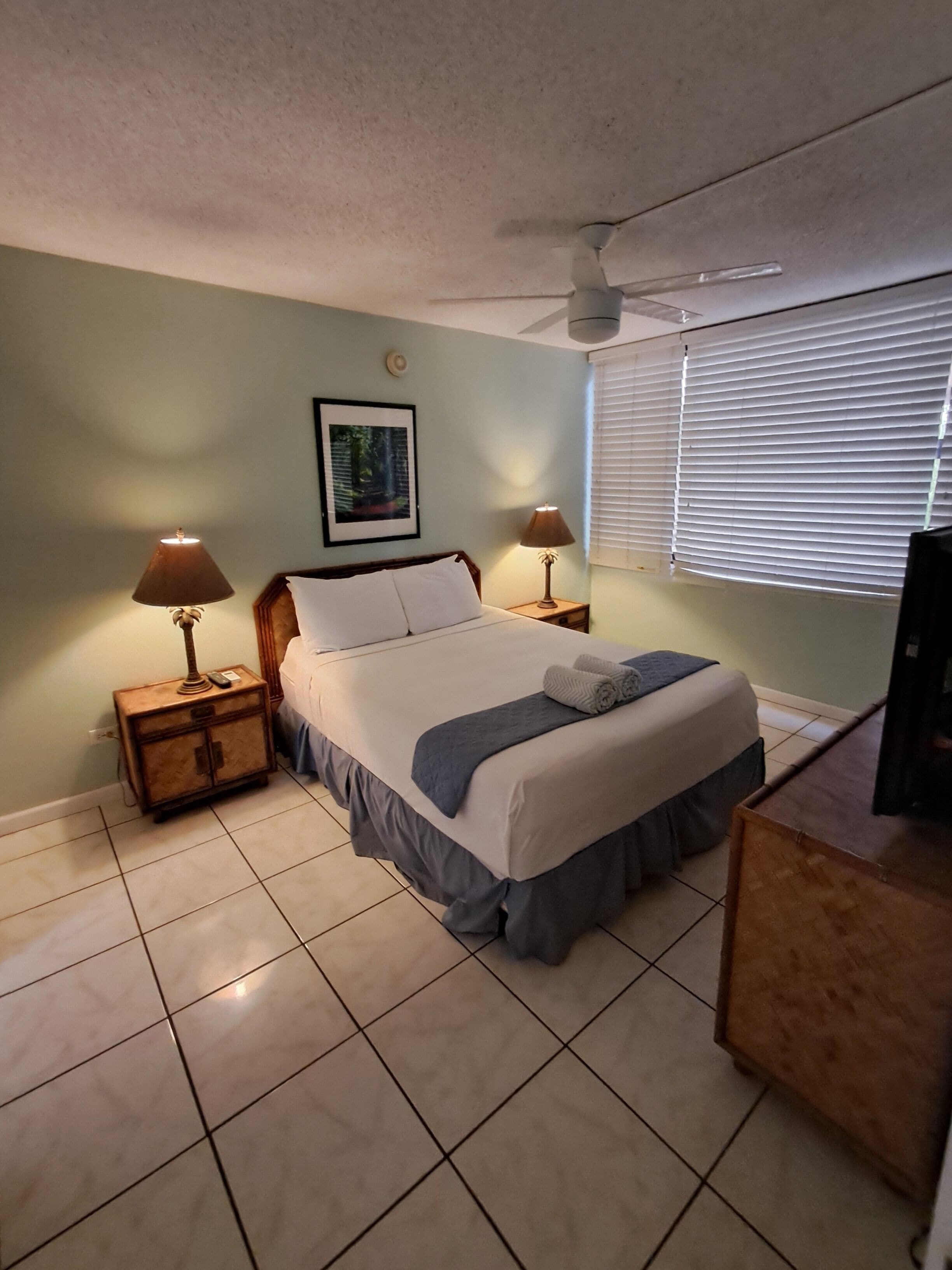 1 bedroom, in-room safe, iron/ironing board, free WiFi