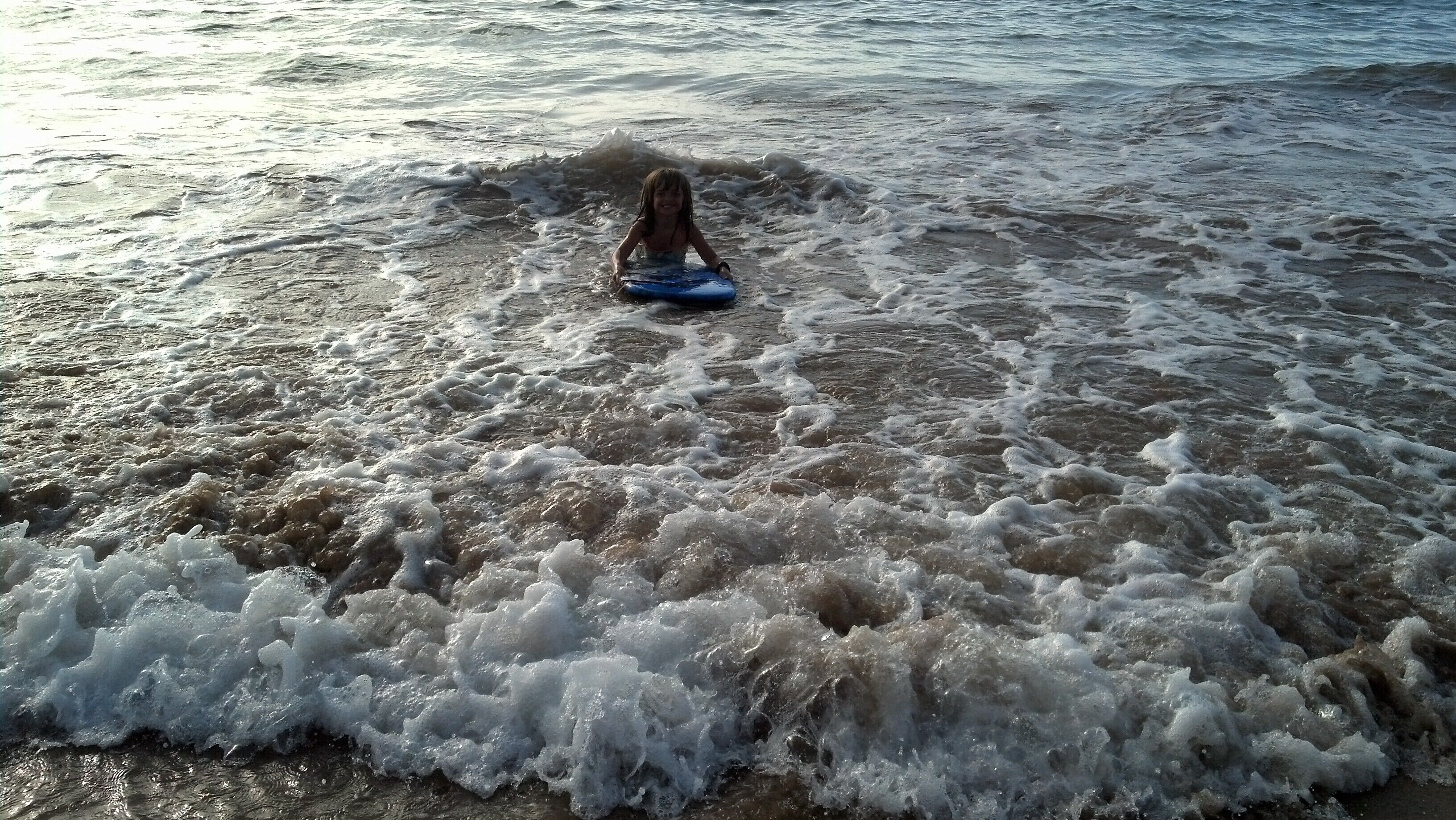 Beach nearby, sun loungers, beach towels