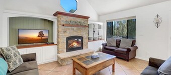 Äskettäin uusittu, 4 makuuhuonetta, oma kylpytynnyri, mahtuu 10