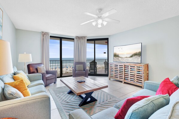 Smart TV, DVD player, stereo - Summer is hot but we have cool Deals for Fall; 4th floor; SAVE money BOOK early! (Orange Beach)