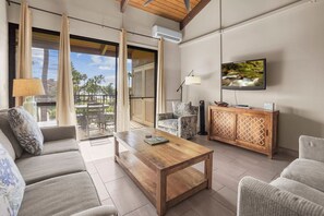 Televisión y oficina 