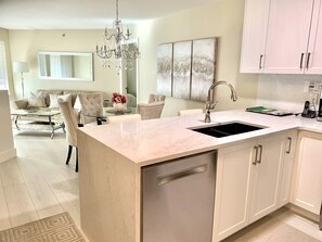 Interior - 2BR/2BA Top Floor | Pool |Walk to Beach/Dining (Kelowna)