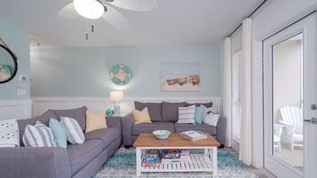 Smart-TV, DVD-Player, Bücher