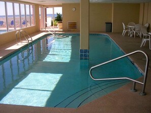 Innenpool, Außenpool