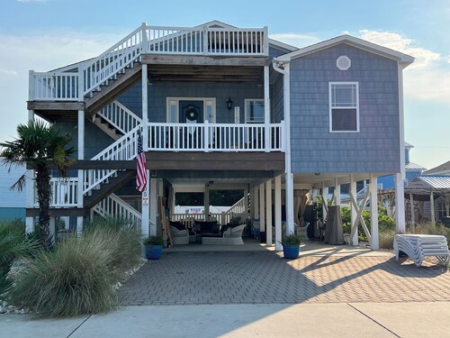 Cherry Grove North Myrtle Beach Luxury Home; Private Pool; 1.5 blocks to beach